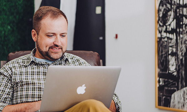 Man making online donation